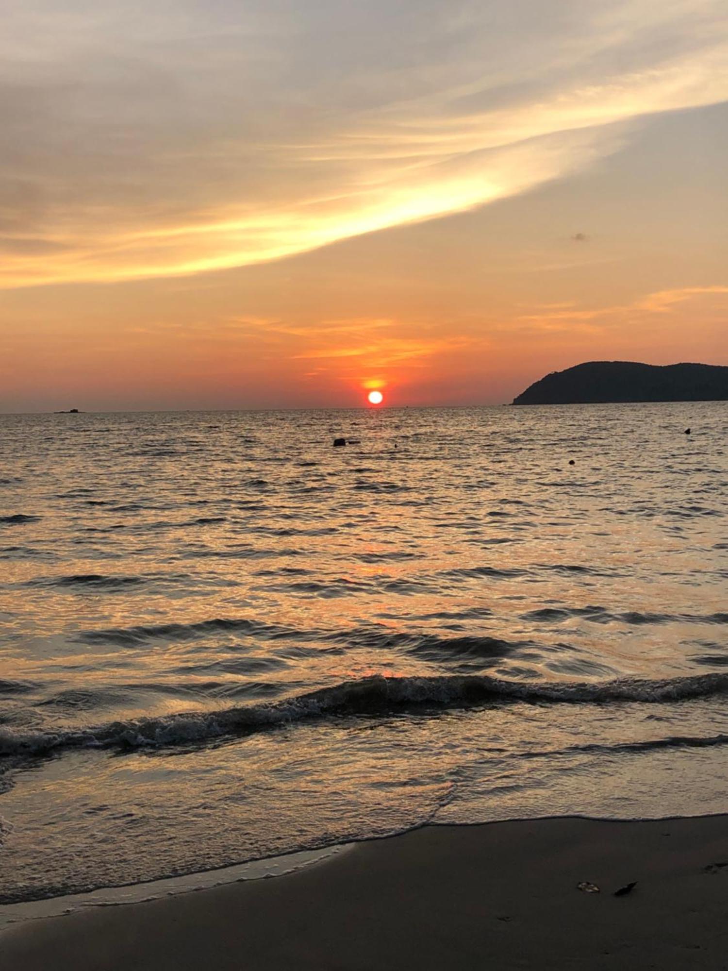 パンタイ・サナングShaka Garden House Langkawiアパートメント エクステリア 写真