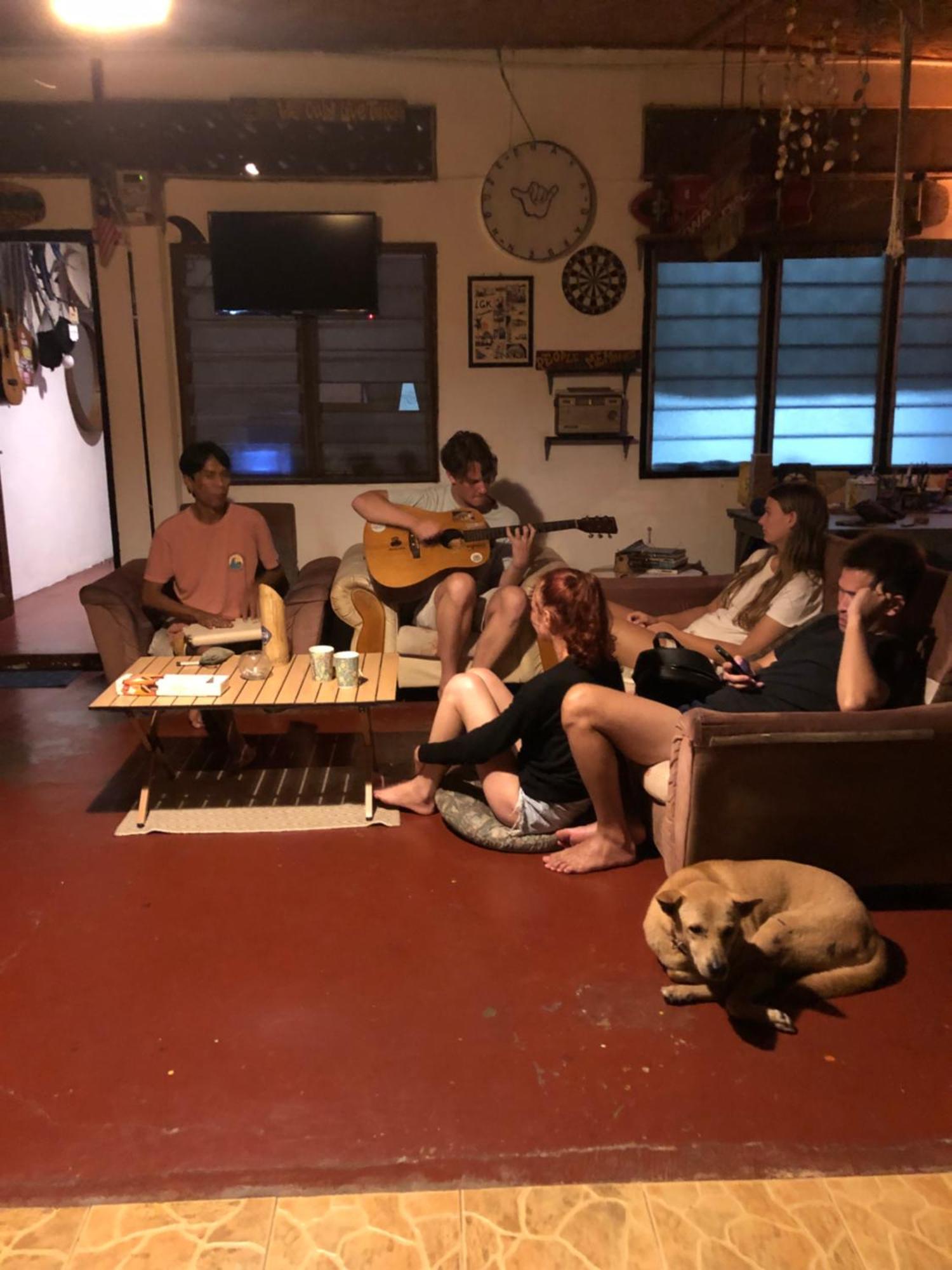 パンタイ・サナングShaka Garden House Langkawiアパートメント エクステリア 写真